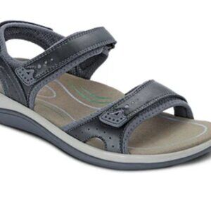 OrthoFeet Sandals Size 6.5 B Medium